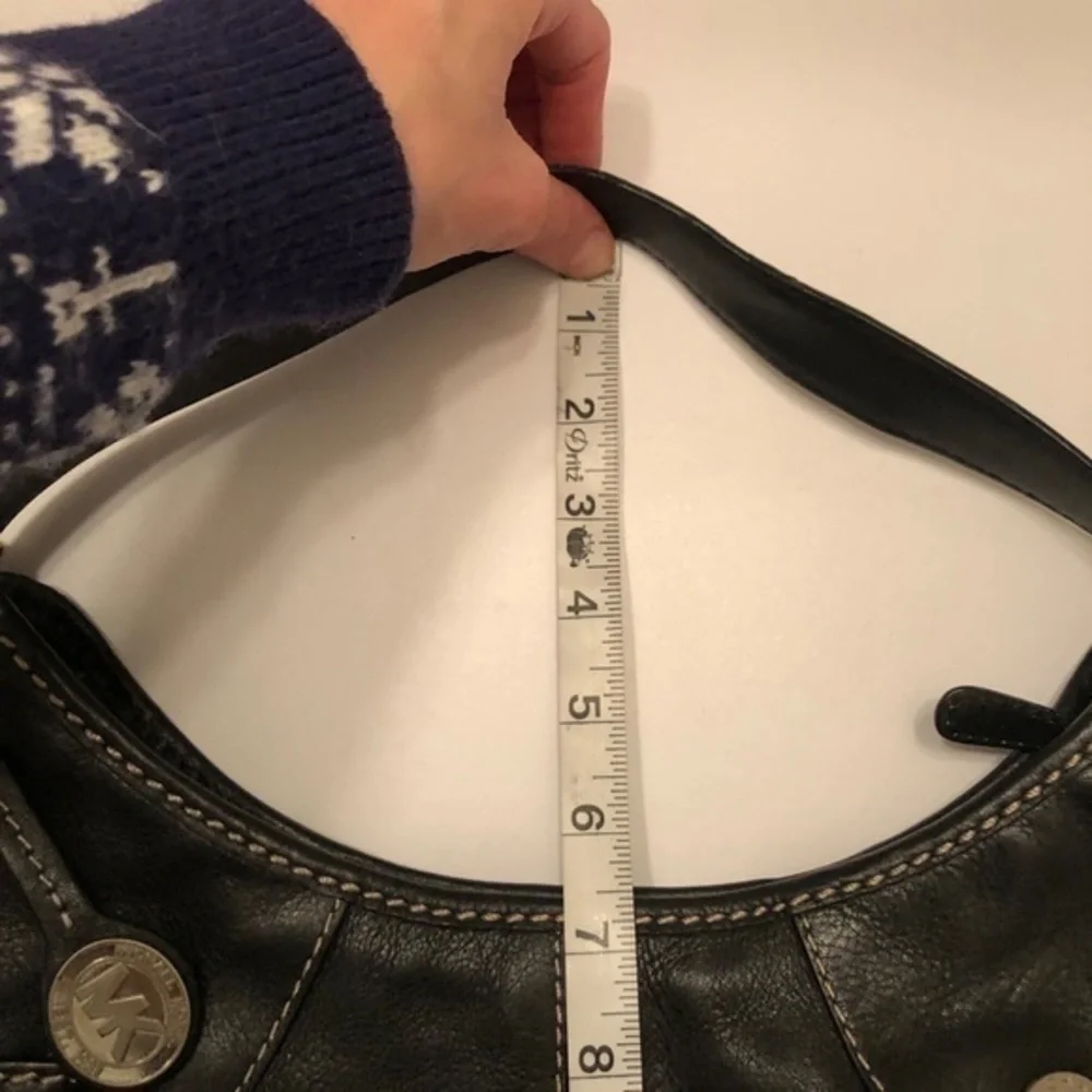 Michael kors vintage black leather hobo bag purse